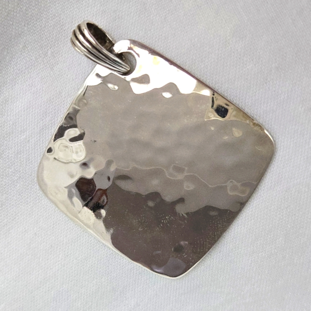 Vtg. BARSE.925 Hammwred Sterling Silver Rhombus Pendant